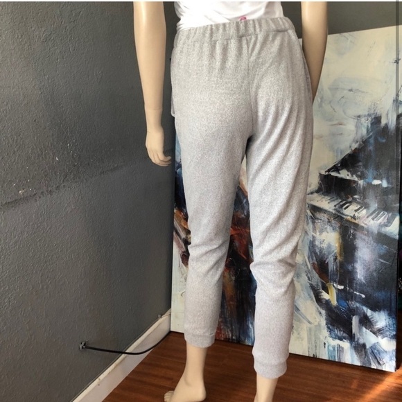 Vince Camuto relax/street pants oatmeal color S:M - Picture 2 of 14